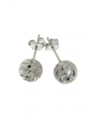 Diamond cut Silver Earrings