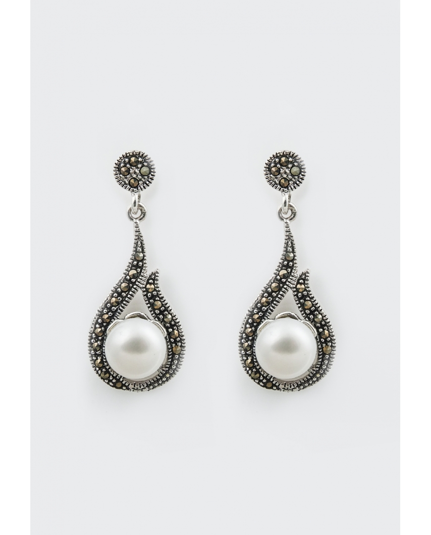 Drop Silver Earring with Pearl