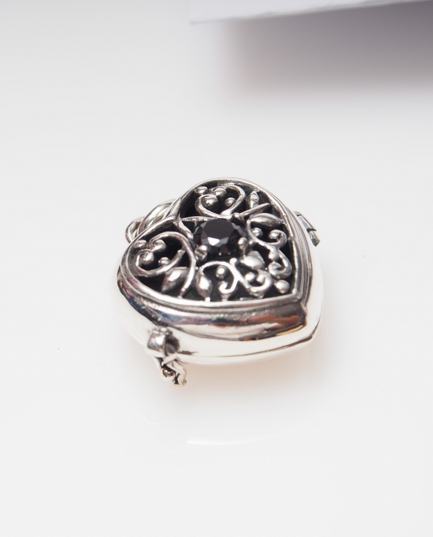 Aromatherapy Essential Oil Diffuser Sterling Silver Pendant 20mm